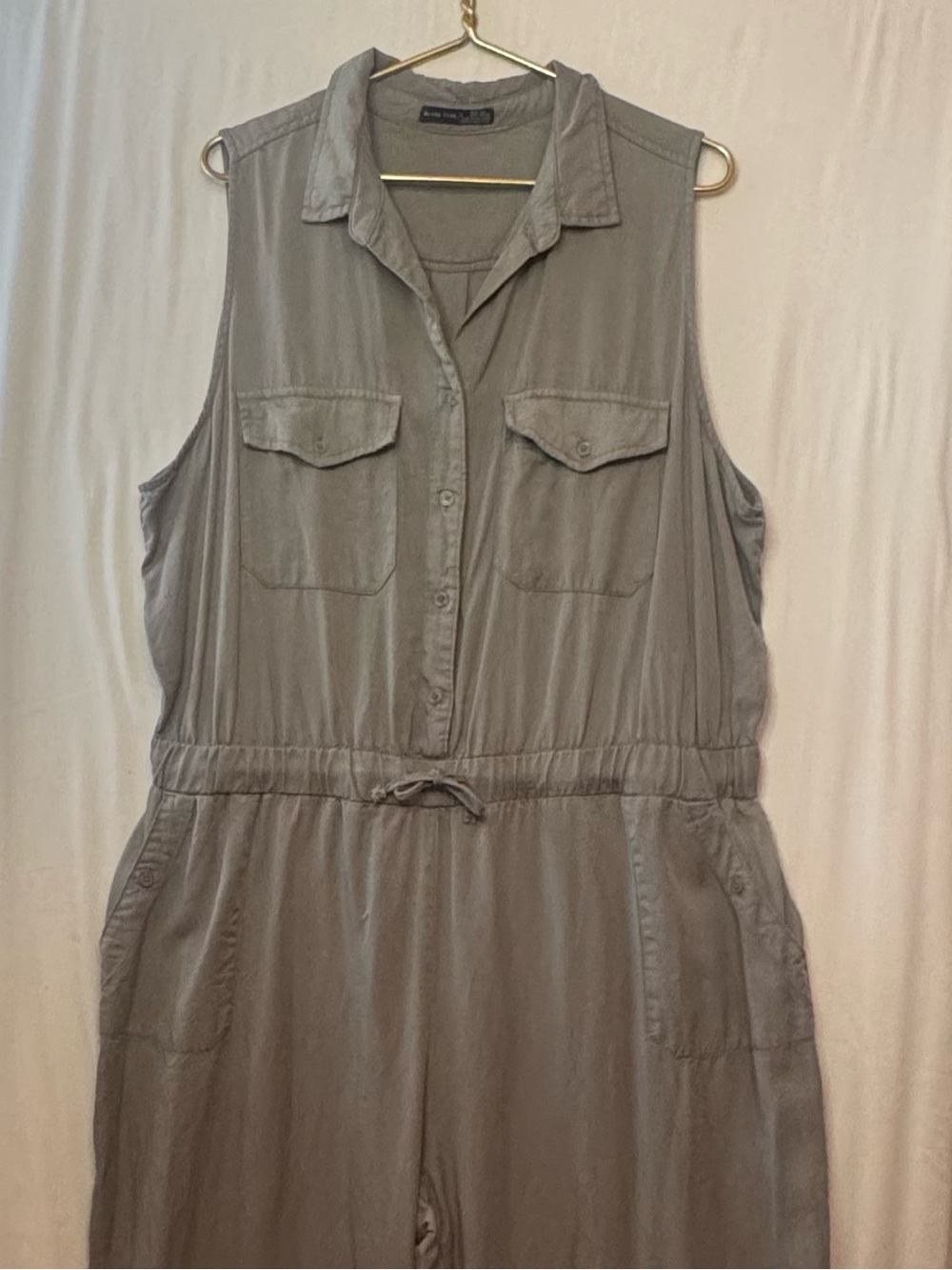 Black Tape Sleeveless Utility Jumpsuit in khaki green